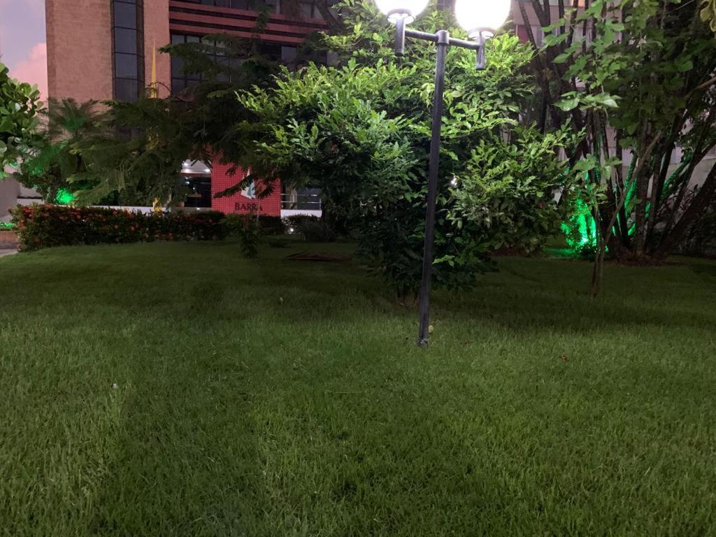 Maravilhoso Apartamento 2 Quartos Com Ofuro Porto Da Barra Salvador Summer Barra Flat Екстер'єр фото